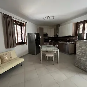 Aprile Apartament Casa vacanze